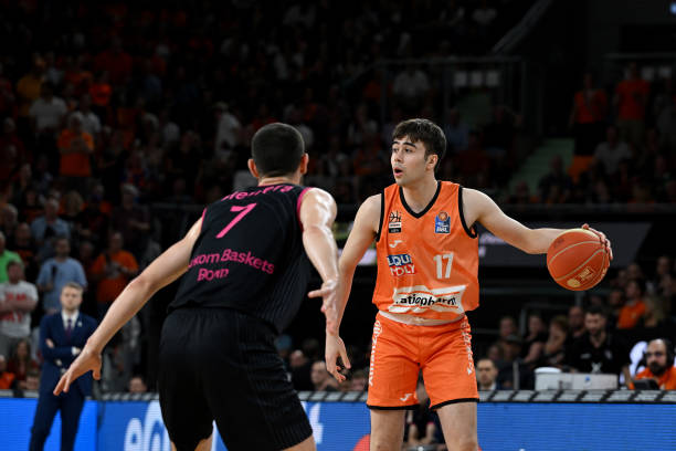 并以快速反 并以快速反