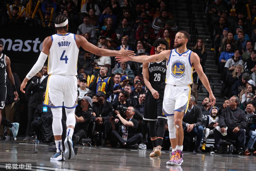 中崭露头角 中崭露头角