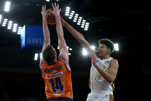 仅巩固了拜 仅巩固了拜