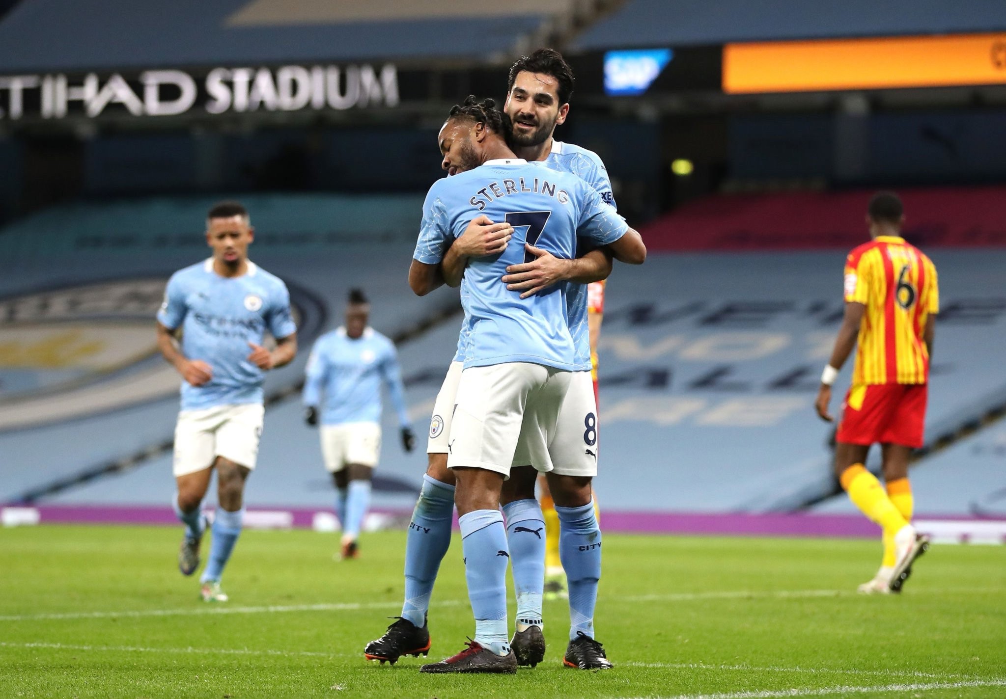 费尔南德斯 费尔南德斯